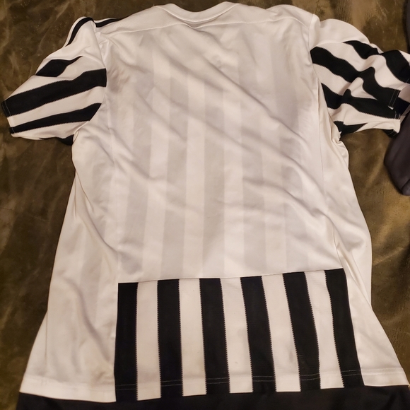 Juventus 2015 retro jersey - Picture 2 of 2